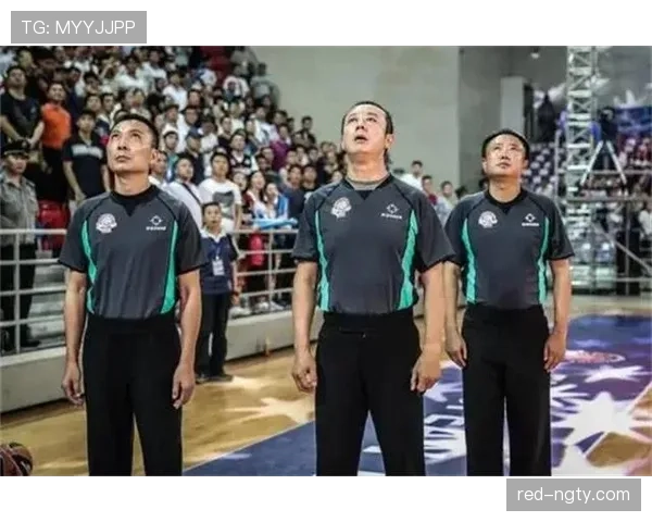 篮球规则中投篮动作判定标准详解及裁判现场吹罚的具体依据
